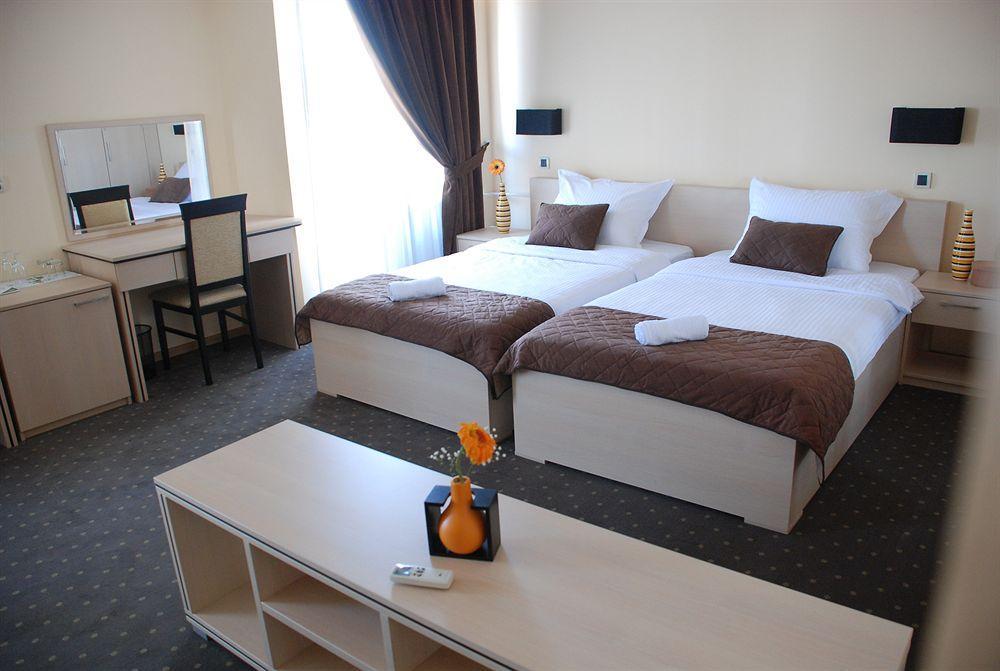 Hotel Srbija 弗尔沙茨 外观 照片