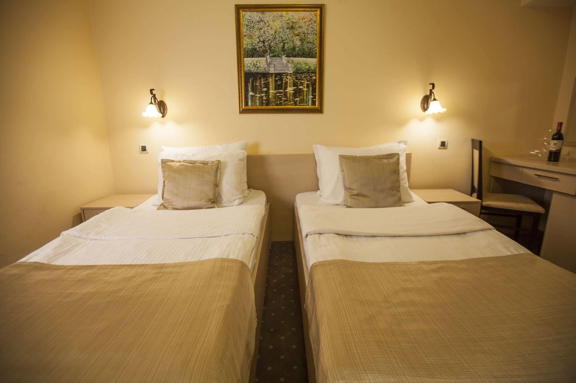 Hotel Srbija 弗尔沙茨 外观 照片