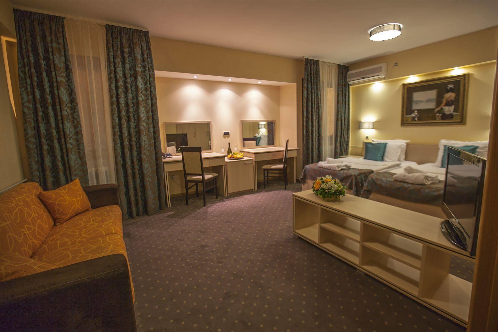 Hotel Srbija 弗尔沙茨 外观 照片